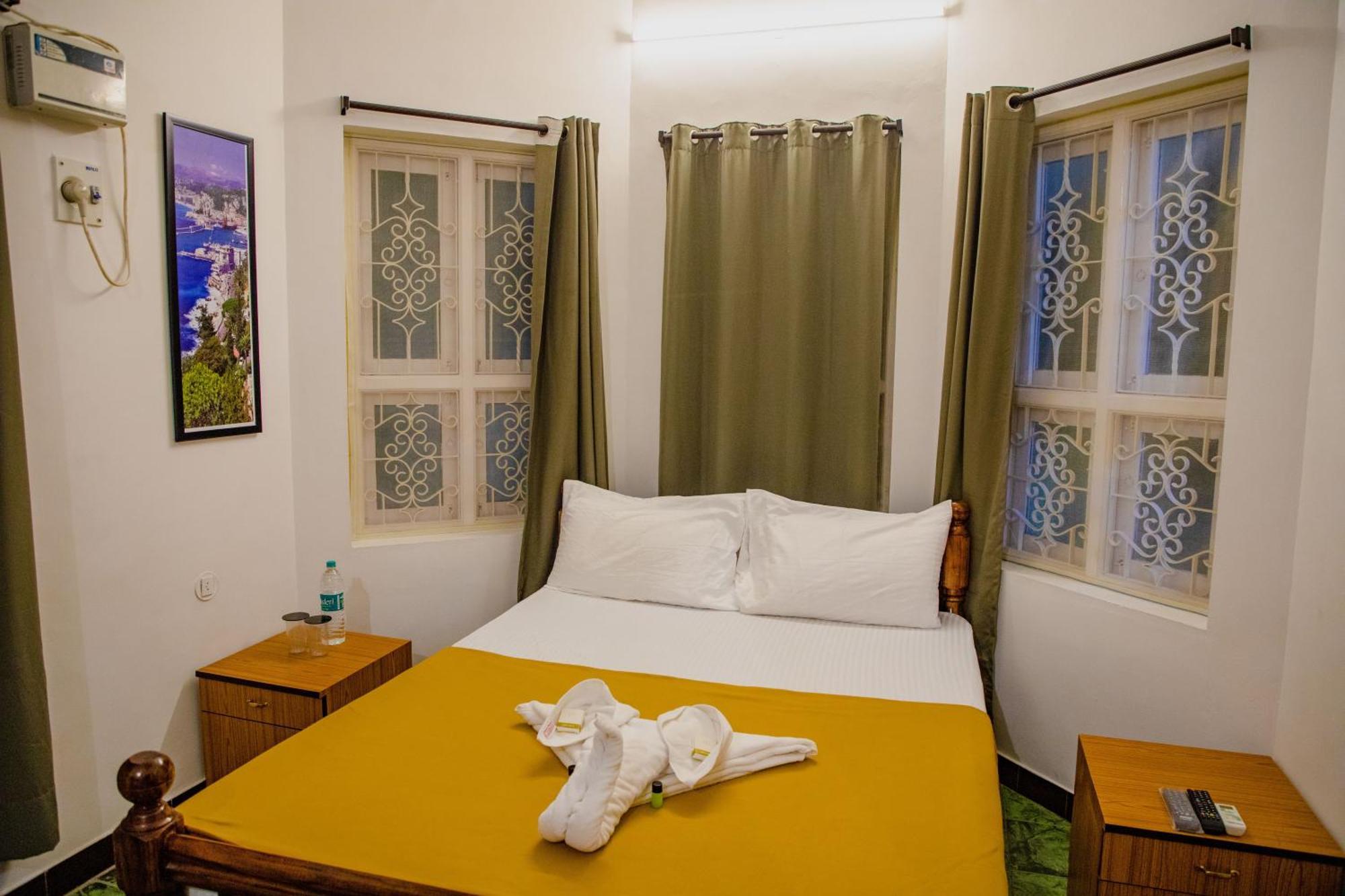 Maison Blanche Near Rock Beach Hotel ปอนดิเชอรี ภายนอก รูปภาพ