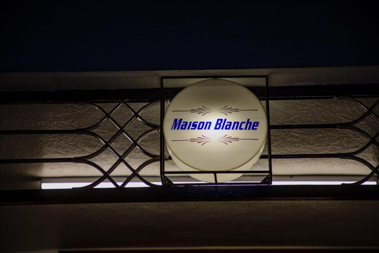 Maison Blanche Near Rock Beach Hotel ปอนดิเชอรี ภายนอก รูปภาพ